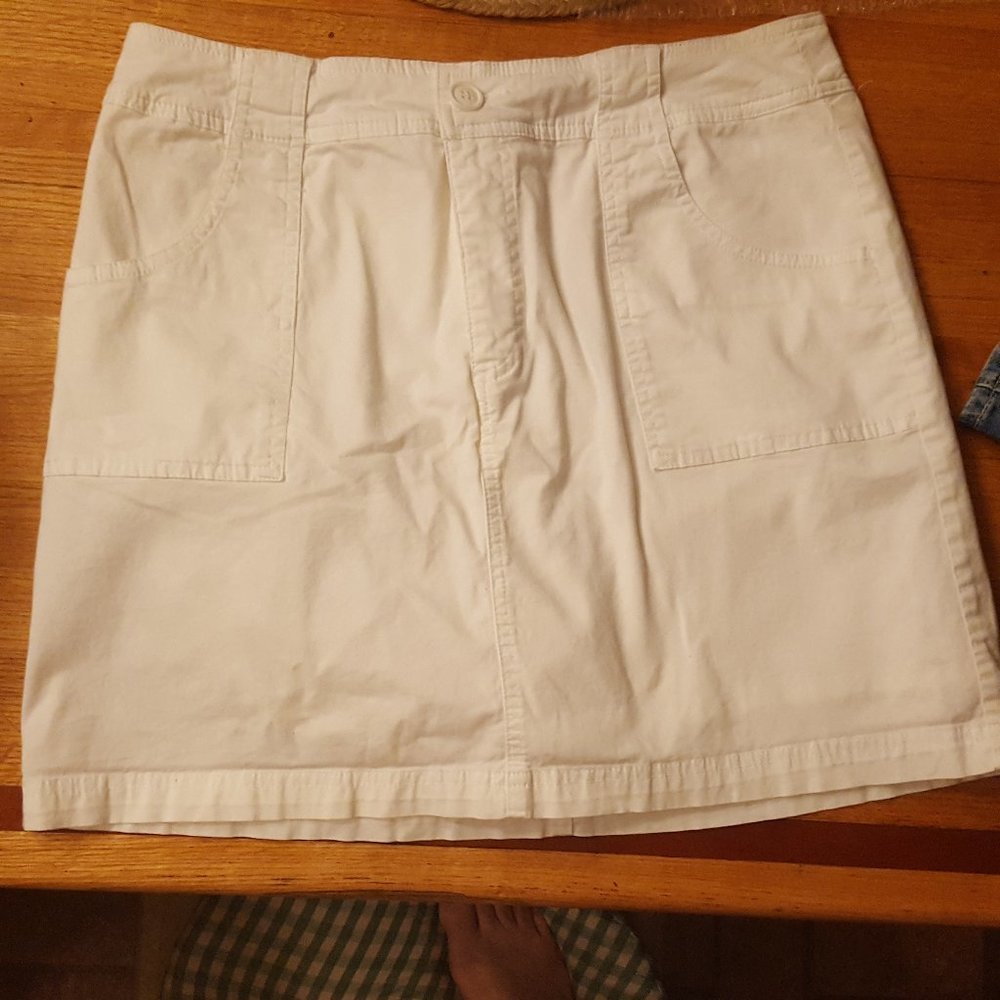 St. John's Bay Stretch White Tennis Golf SKORT 12